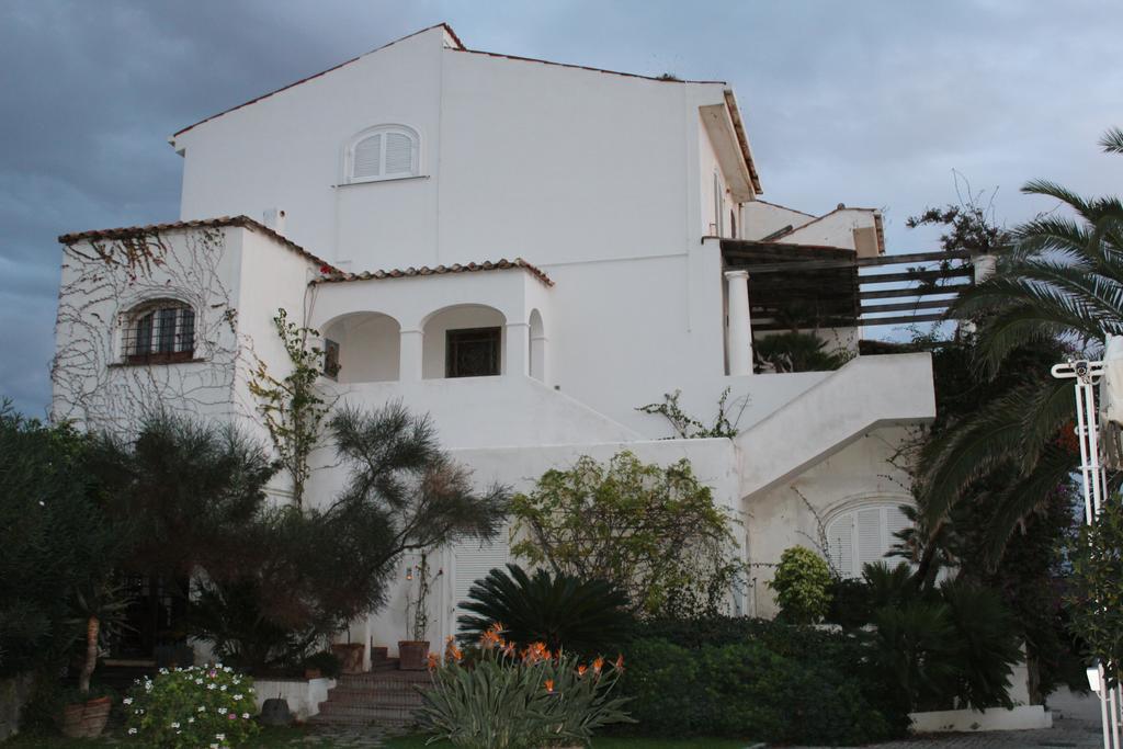 Puntaquattroventi Hotel Ercolano Exterior foto
